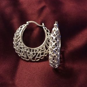 Sterling silver 18k white gold plated earrings